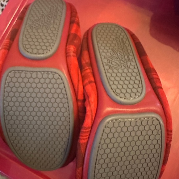 Flannel red storehouse flats. Brand new. - Picture 3 of 4